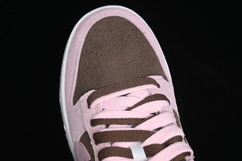 All categories Nk SB Dunk series Nk SB Dunk Low low-top sneakers Nk Dunk Low 85 double hook series Strawberry chestnut SB low-top sports and leisure sneakers HV1799-161